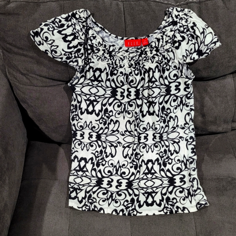 Elle XS off shoulder top